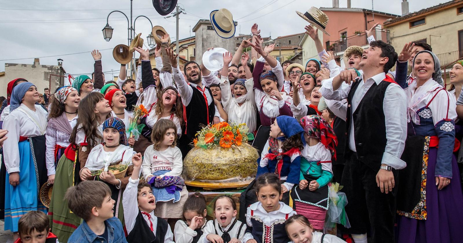 La Sagra della Frittata di Montaquila: Tradizione, Cultura e Gastronomia in un Evento Unico