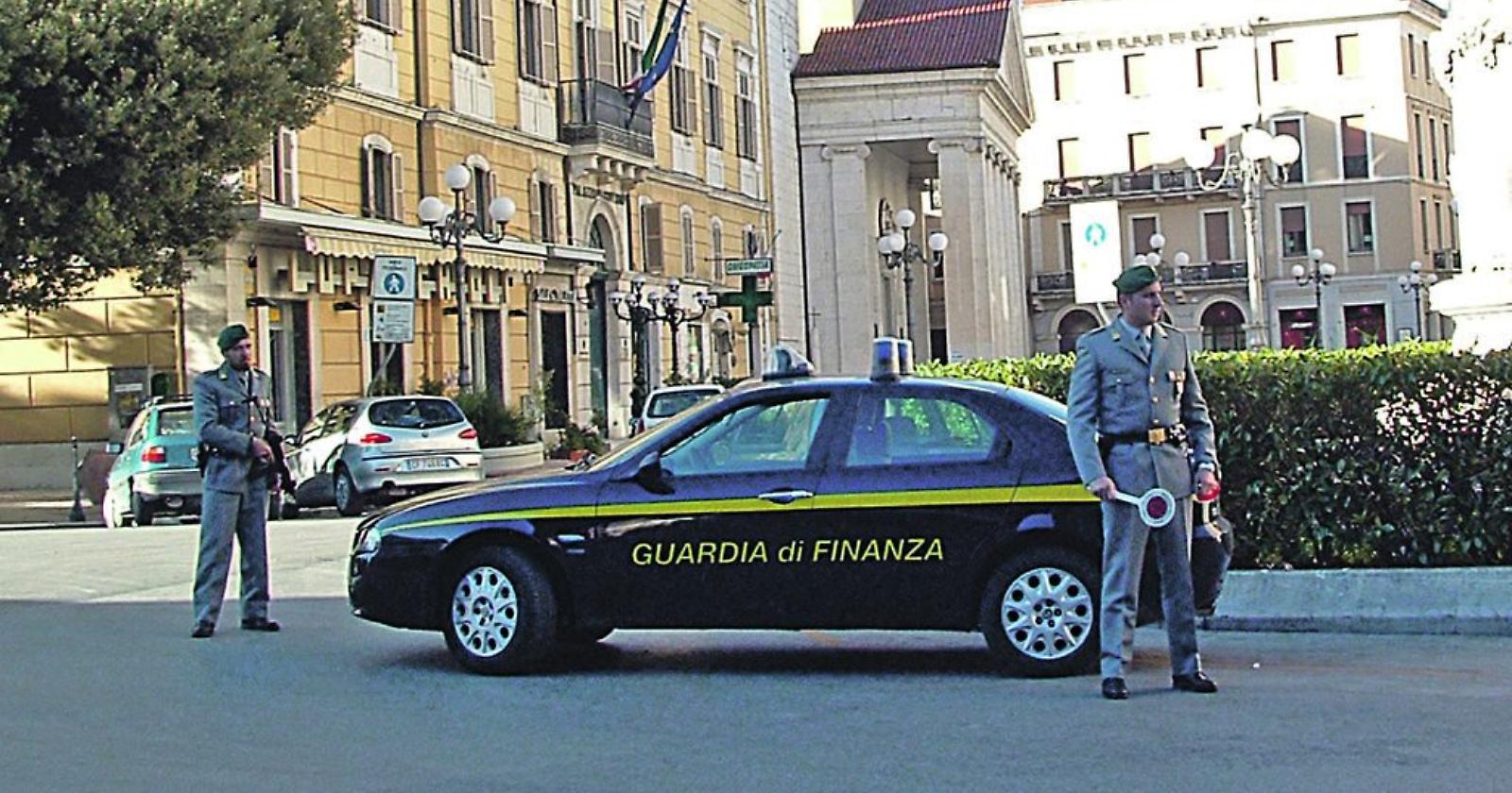 Anche tre Ferrari tra i beni sequestrati ad un imprenditore residente in Molise, originario del Foggia