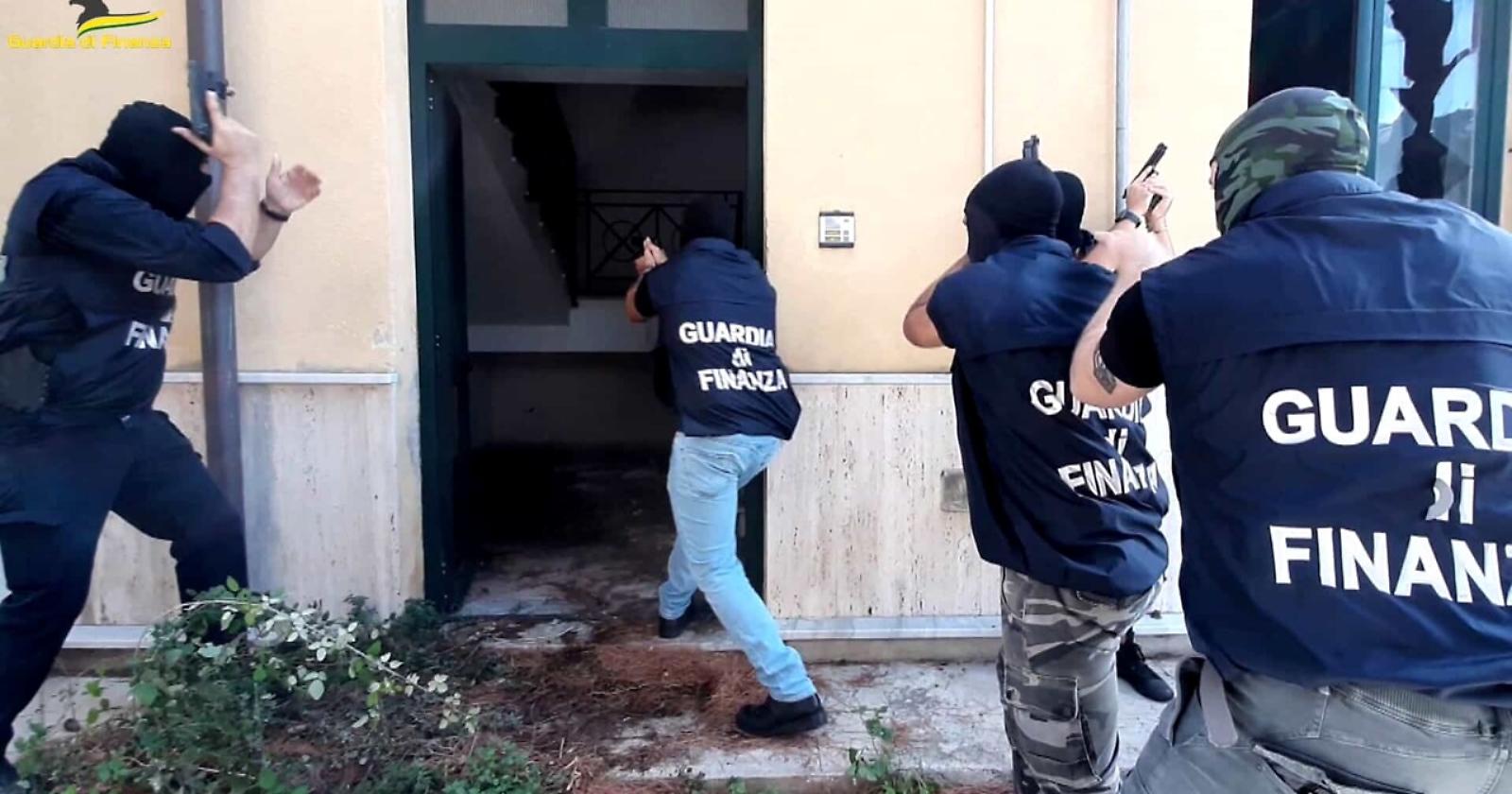 Blitz antimafia in Molise: 7 arresti e 22 indagati in un'operazione senza precedenti