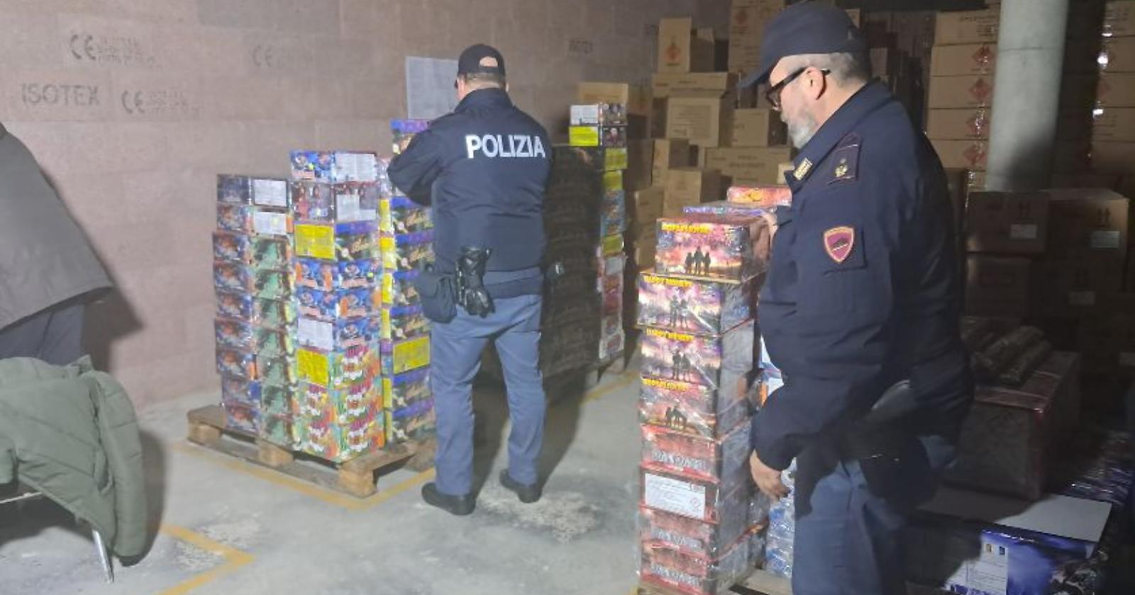 Sequestrata una tonnellata di fuochi d'artificio in un negozio alimentare: un pericolo nascosto nel cuore di Matrice