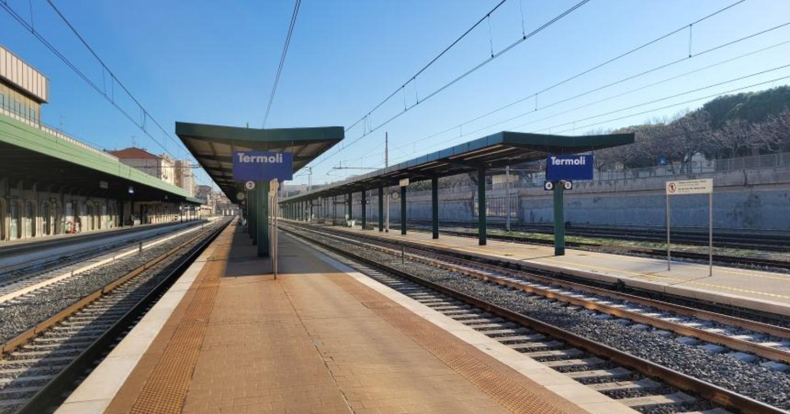 Via ai lavori di potenziamento della linea ferroviaria Pescara-Termoli-Foggia, così la sostituzione dei treni