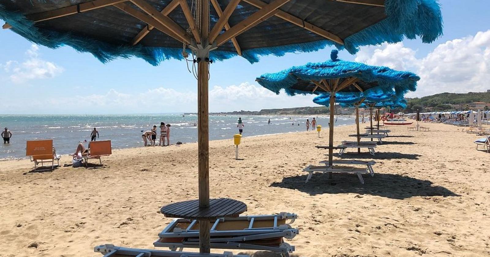 Anche in Molise "piangono" gli ombrelloni: le presenze in spiaggia crollano del 30%