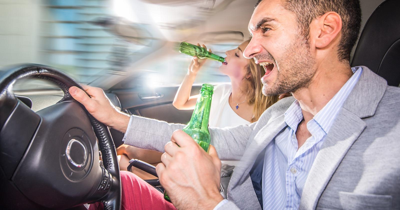 Molisani col vizio del bicchierino prima di mettersi al volante