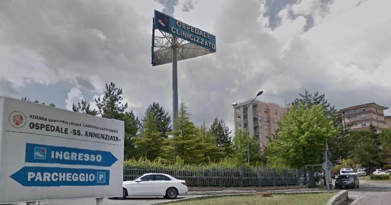 una madre travolta davanti all&rsquo;ospedale di chieti: indagato il conducente per omicidio stradale