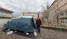 Castrataro mette tenda per il "Veneziale", ma la trovata populistica non basta