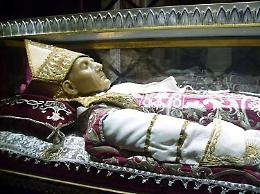 Rai Storia fa rivivere Celestino V: il papa fuori dal mondo venuto dal Molise, a cui si deve il primo Giubileo della storia cristiana