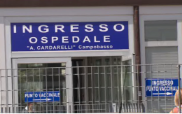 Sangue infetto dall'ospedale Cardarelli, Ministero e Regione Molise dovranno risarcire una coppia per un milione di euro