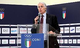 Malagò porta la fiaccola del Coni a Campobasso per i 60 anni della Regione Molise