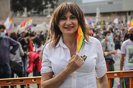 Vladimir Luxuria guida il "Molise Pride" a Termoli con il patrocinio anche del Comune di Campobasso