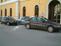 Evade dai domiciliari e aggredisce un 42enne in piazza a Campodipietra: arrestato