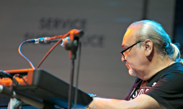 Addio all'abruzzese Massimo Brunetti, storico tastierista dei Camaleonti