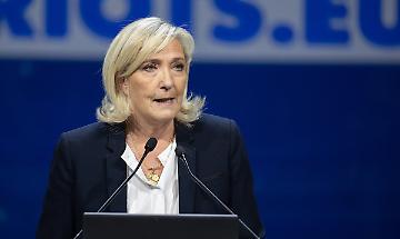 Venezuela, Le Pen fuori dal coro critica Washington: &ldquo;La sovranit&agrave; non &egrave; negoziabile&rdquo;