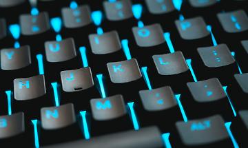 La comunicazione digitale tra comodit&agrave; e rischi