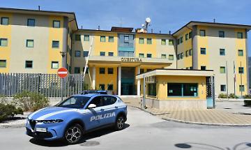 Isernia, arrestati due sospetti dopo inseguimento in piazza Giustino D&rsquo;Uva: l&rsquo;ombra delle truffe agli anziani