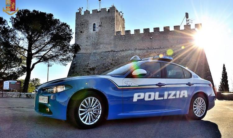 Campobasso, ragazzina molestata davanti a scuola e nonno aggredito: misura cautelare per un 50enne