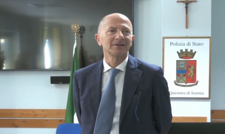Il questore Davide Della Cioppa lascia Isernia per Matera
